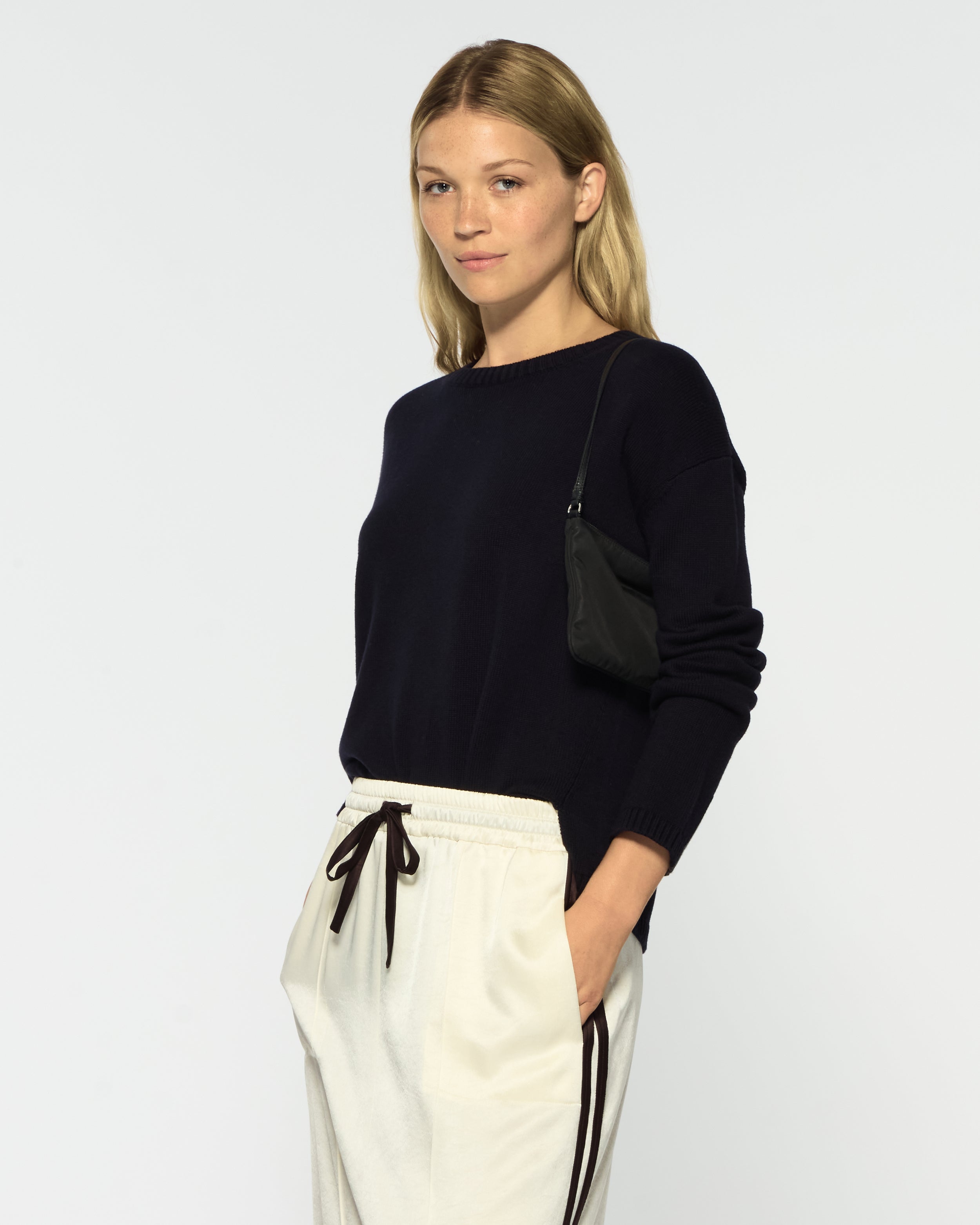 Relaxed Fit Jumper - Navy Blue