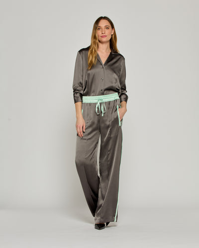 Satin Relaxed Jogger with Zip Pockets - Charcoal SERENA BUTE