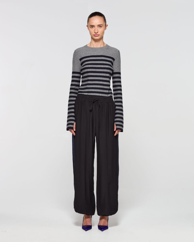 Silk Icon Jogger - Black picture #3
