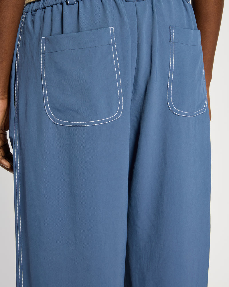 Lightweight Twill Boyfriend Trouser - Denim Blue SERENA BUTE