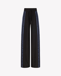 Silk Icon Jogger - Black
