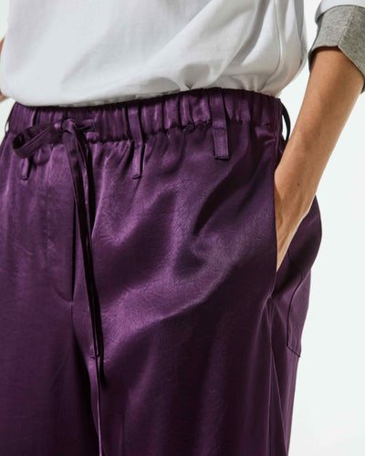 Satin Tapered Jogger - Aubergine SERENA BUTE