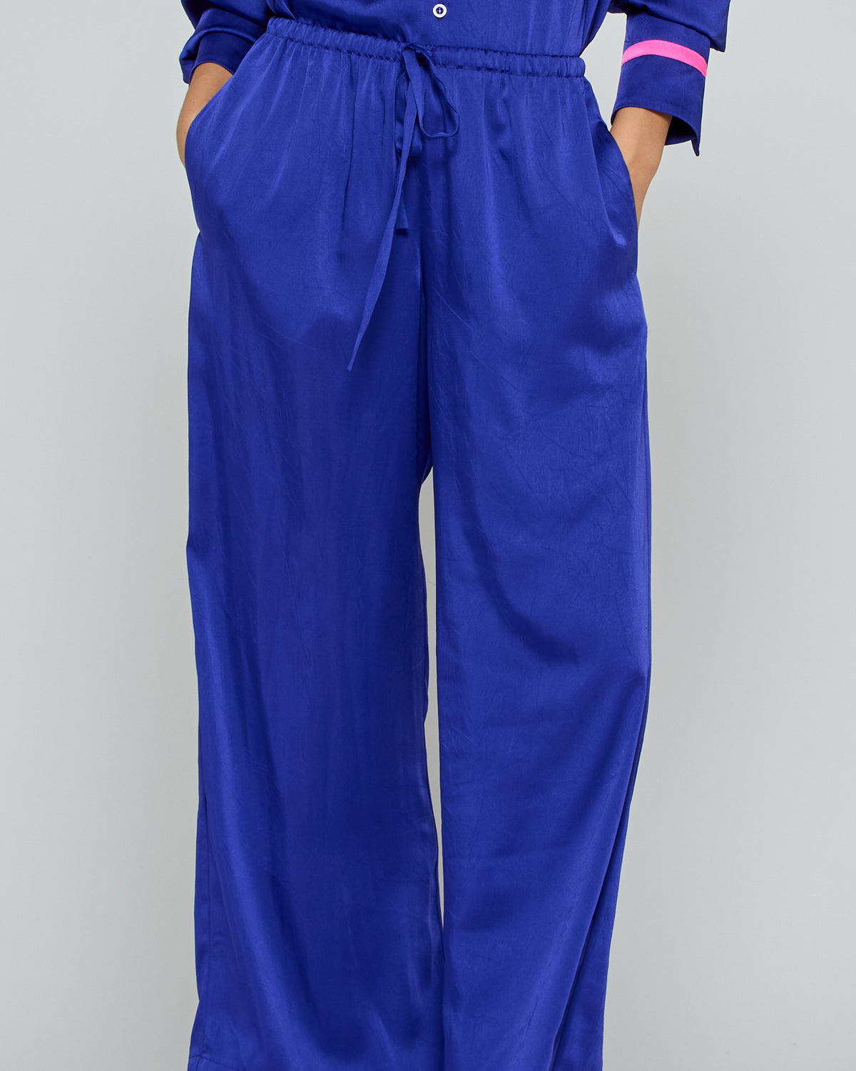 Cropped Jogger - Violet Blue