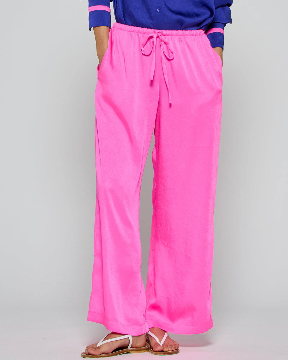 Cropped Jogger - Shocking Pink