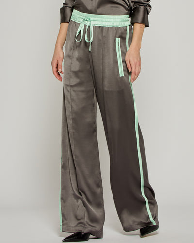 Satin Relaxed Jogger with Zip Pockets - Charcoal SERENA BUTE