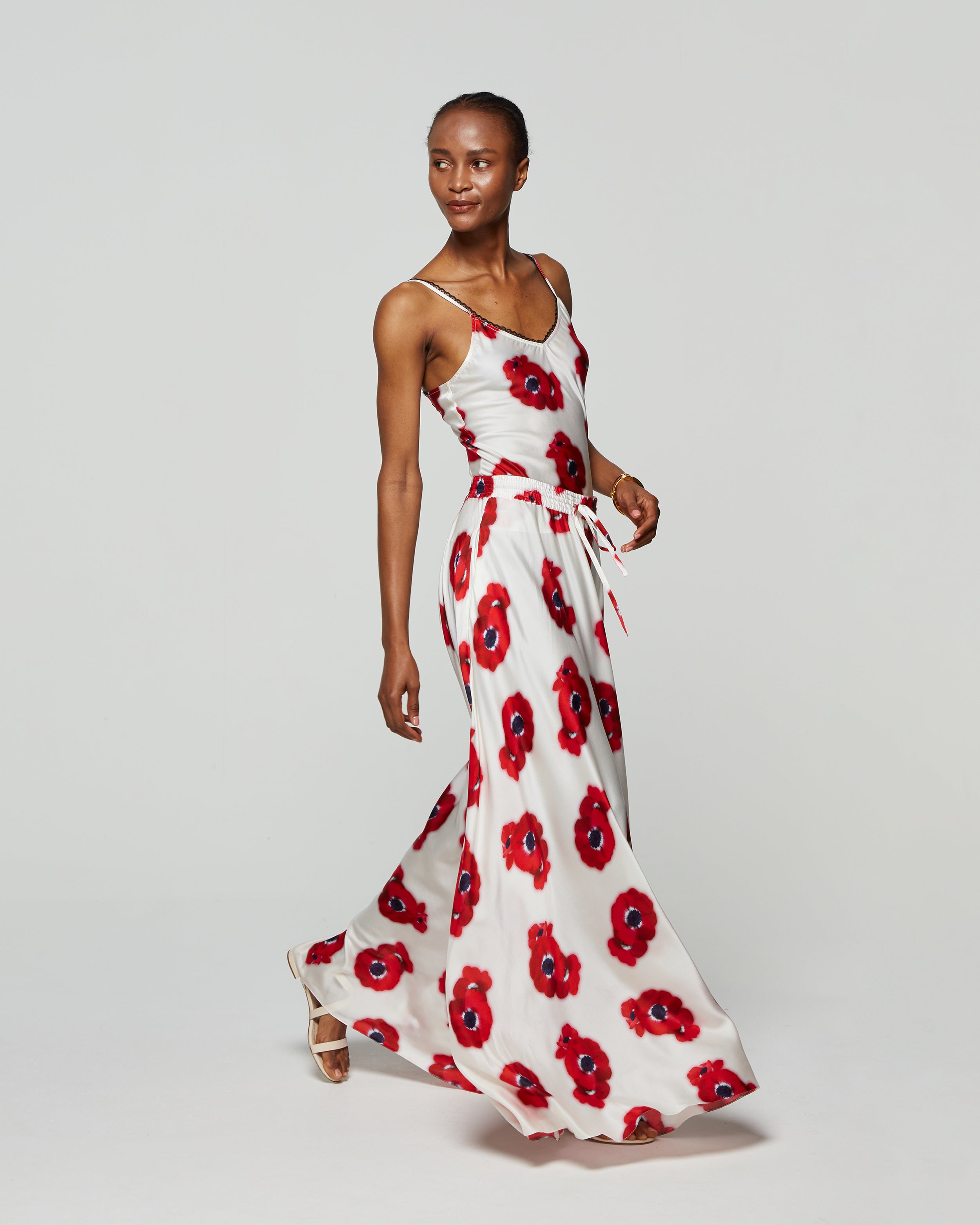 Graphic Poppy Full Maxi Skirt - White/Red