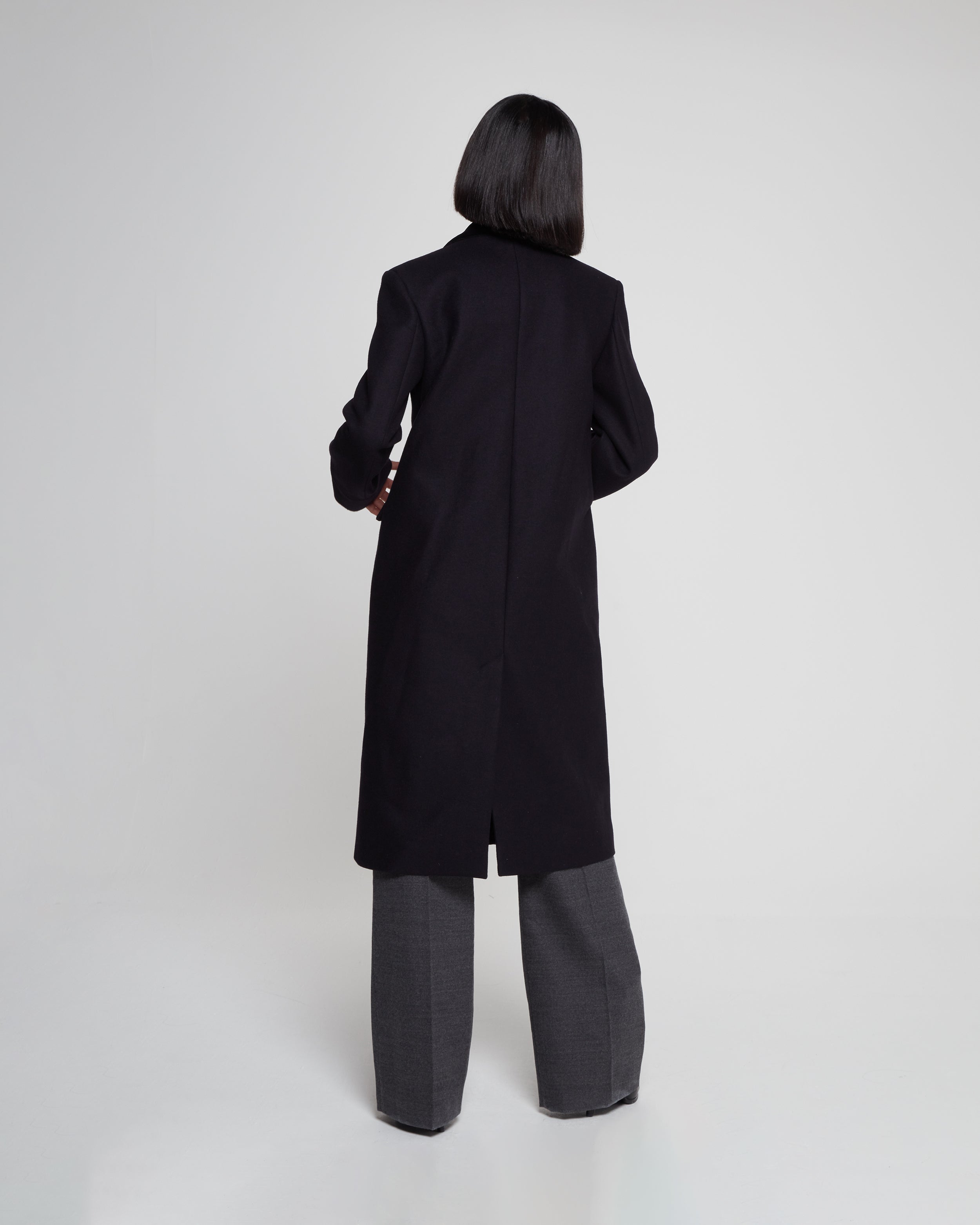 Serena Bute London Oversized Wool Cashmere Coat - Navy for Women 