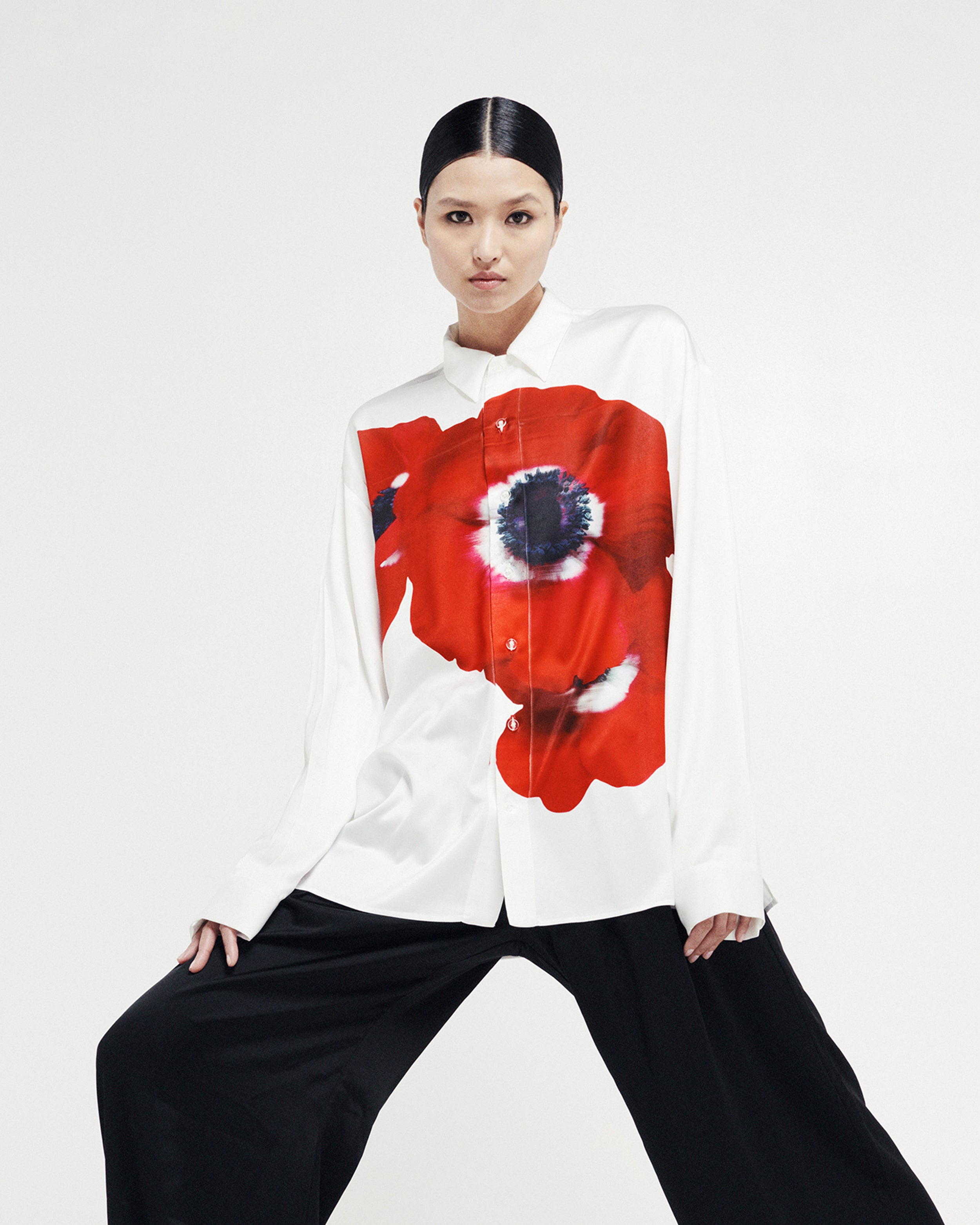 Printed Poppy Oversized Cuff Shirt - White/Red