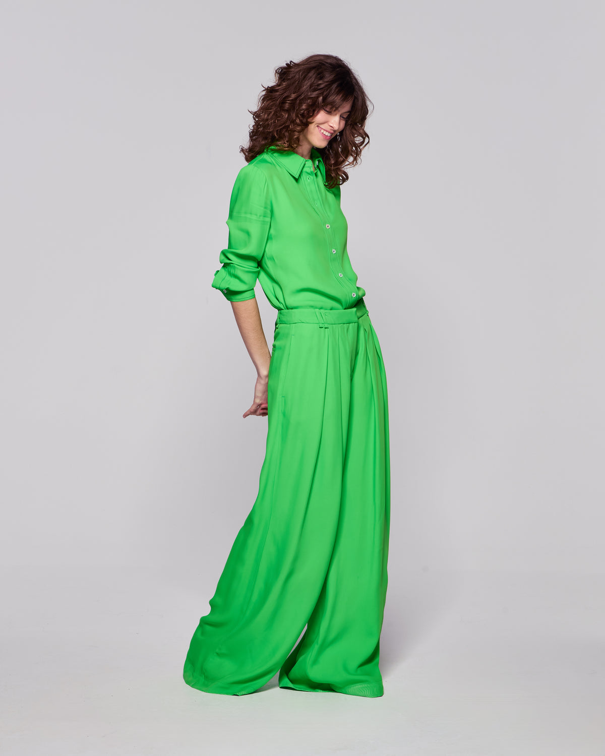 Relaxed Wide Leg Trouser - Bright Green