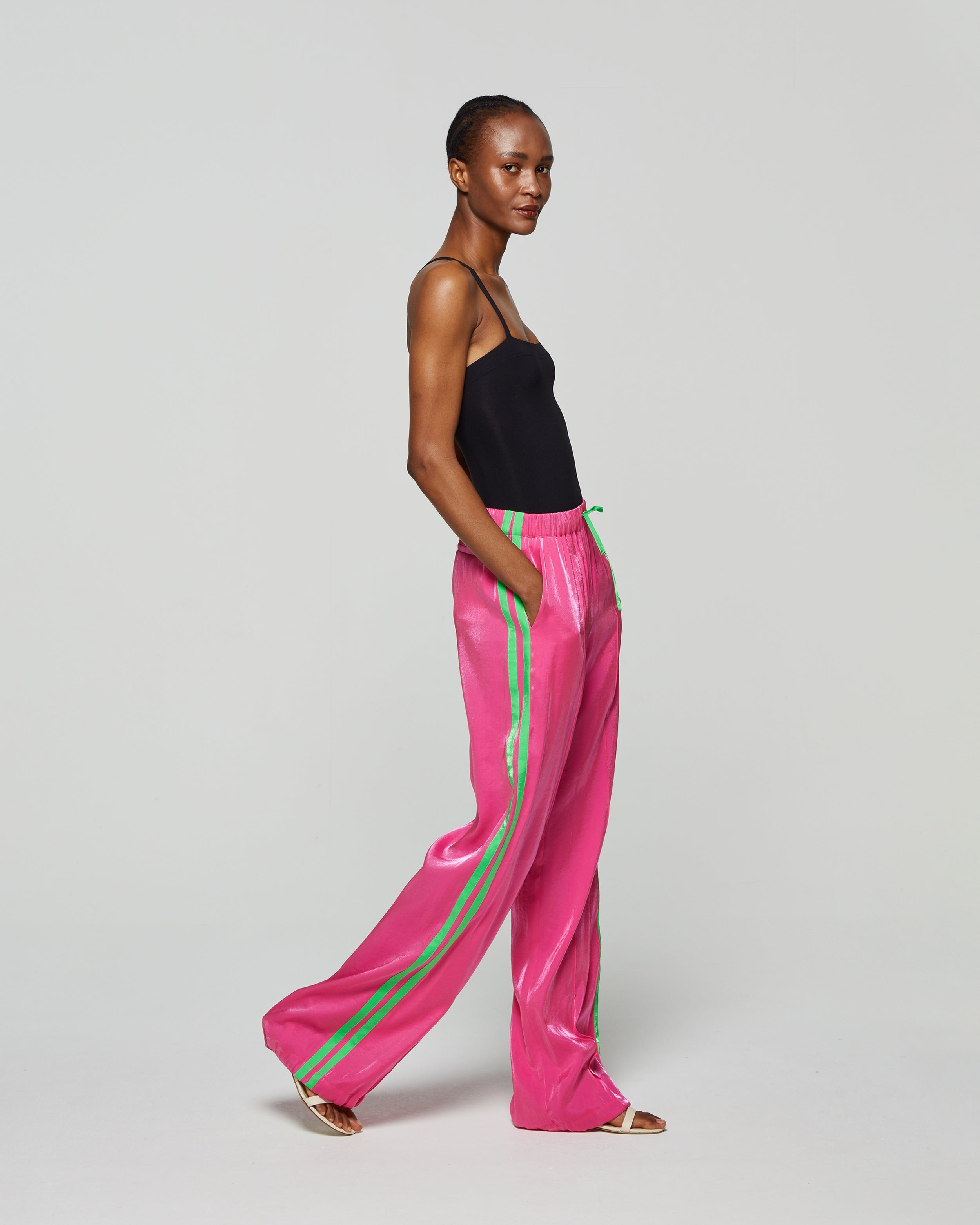 Serena Jogger - Fluro Pink