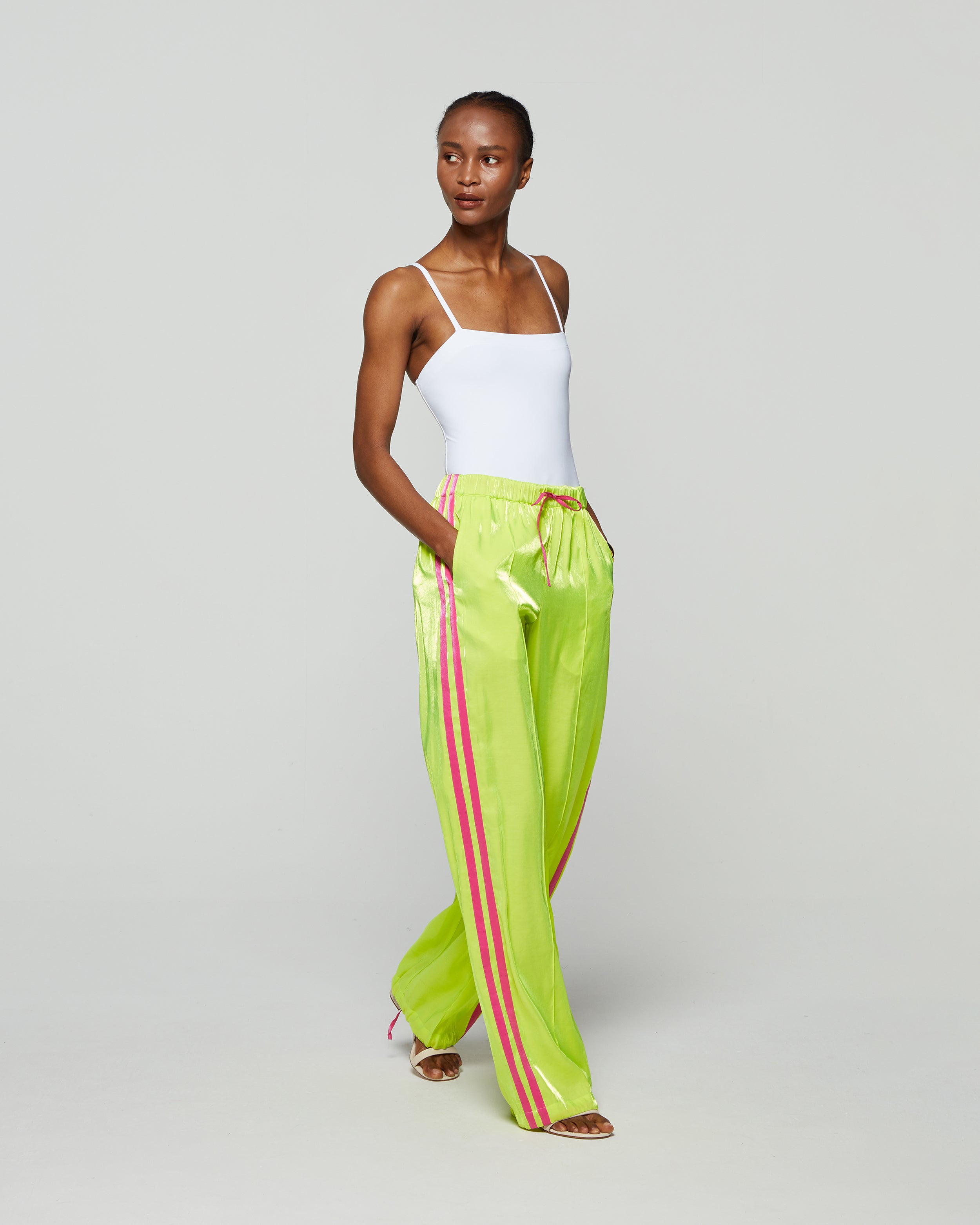 Serena Jogger - Neon Yellow