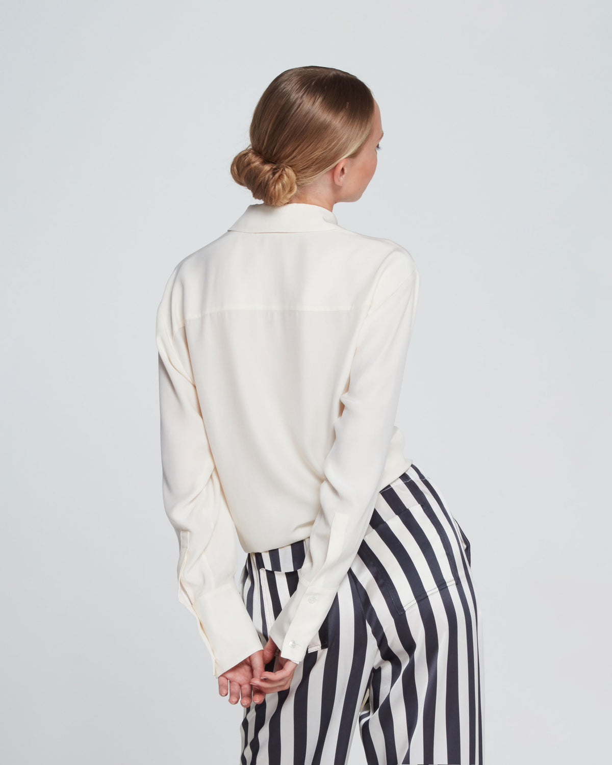 Silk Tie Hem Shirt - Pearl SERENA BUTE