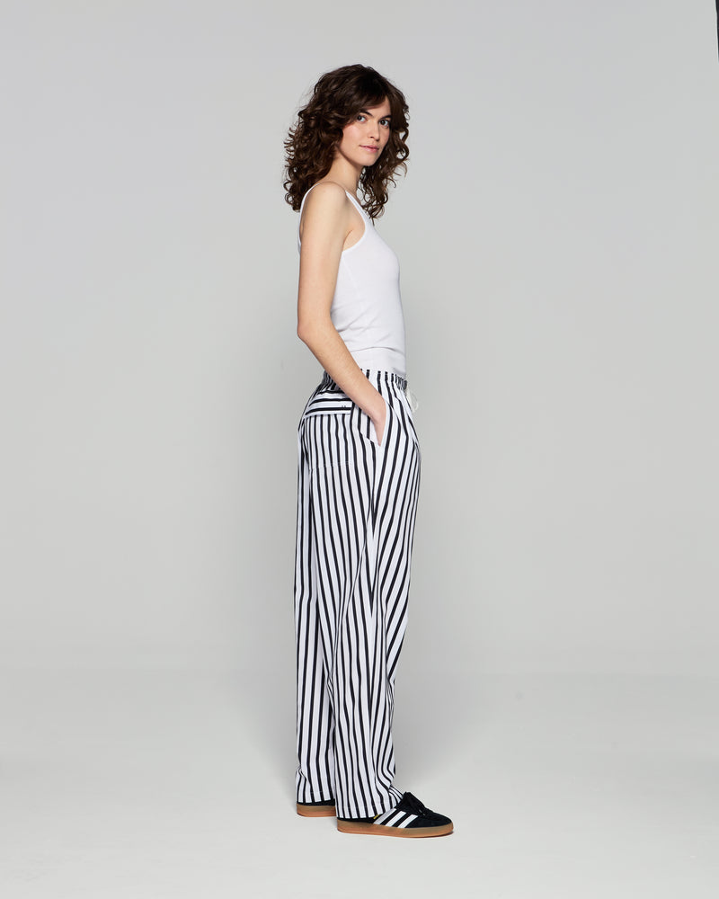 Striped Summer Jogger - White/Black picture #4